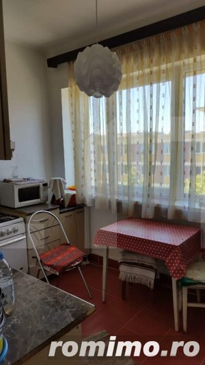 Apartament cu o camera semicentral, zona străzii Horea. - imagine 2