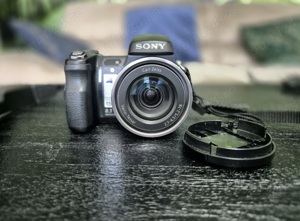 Aparat foto digital Sony Cyber-shot DSC-H9, 8.1 MP, negru