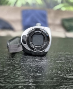 Camera video cu Hard Disk Sony DCR-SR-32 - imagine 2