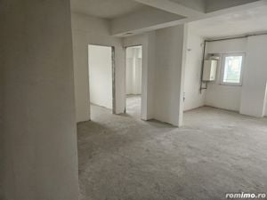 Vând apartament semifinisat în Prundu - etaj 6, bloc nou cu lift