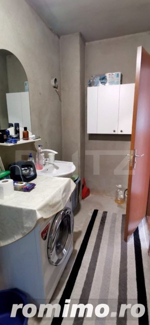 Casă individuală renovabilă de 85mp cu 555 mp teren, central în Săvădisla - imagine 8