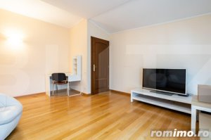 Vila de lux 11 camere, 545 mp, teren 1000 mp, Bucurestii Noi  - imagine 2