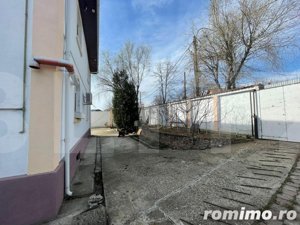 Vila superba, curte imensa, Fundeni-Dobroesti, langa lac - imagine 17