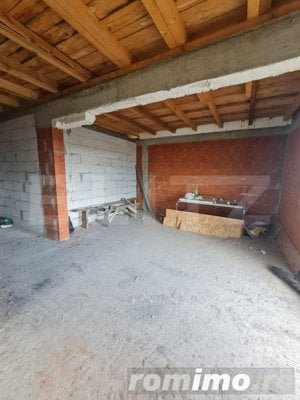 Casa la rosu, 800 mp de teren etravilan, zona Valea Fanatelor - imagine 5