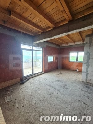 Casa la rosu, 800 mp de teren etravilan, zona Valea Fanatelor - imagine 7