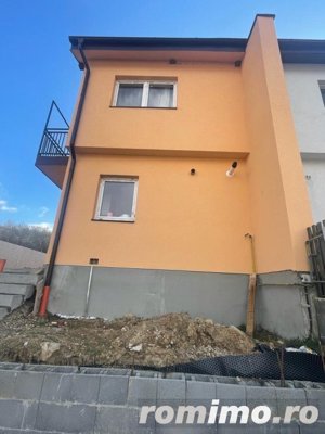 Duplex de vanzare,84 mp si 400 teren in Gilau!Posibilitate schimb cu apartament  - imagine 2