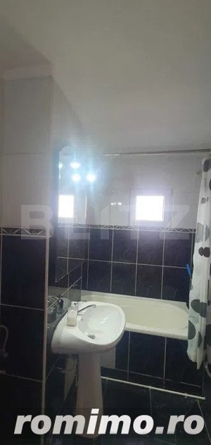 Apartament de 4 camere, decomandat, parcare, 80mp, cartierul Grigorescu - imagine 8 Apartament de 4 camere, decomandat, parcare, 80mp, cartierul Grigorescu - imagine 8