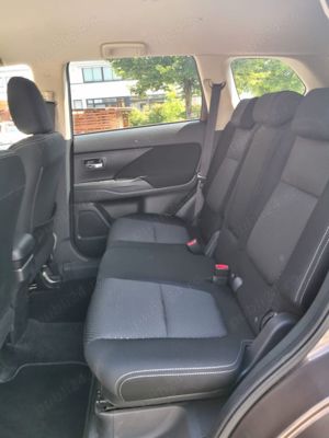 MITSUBISHI OUTLANDER 2.2, DI-D 4WD, 2018,4X4, manual, 7 locuri,leasing terminat - imagine 7