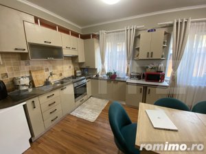 Apartament 3 camere, 125 mp, decomandat, zona Bradet - imagine 7