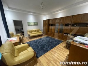 Apartament mobilat, parcare, curte, 3 camere, 91 mp Sinaia - imagine 4