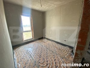 Apartament decomandat cu gradina, parcare, 3 camere în Giroc - imagine 11