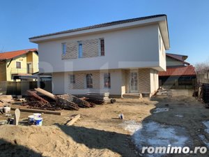 Duplex de 4 camere in Giroc (vatra veche a satului ) - imagine 2