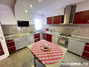 Casa 8 camere, 400 mp, teren 1000 mp, garaj, zona Braytim  - imagine 13