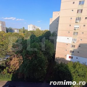 Apartament 3 camere decomandat, centrala termica zona Vest  - imagine 10