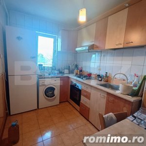 Apartament 3 camere decomandat, centrala termica zona Vest  - imagine 2