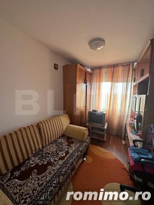 Apartament 3 camere, decomandat anul 1985  Malu Rosu - imagine 7