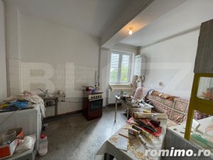 Apartament 3 camere decomandate, 86 mp, boxa, zona Hale - imagine 4