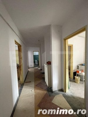 Apartament 3 camere decomandate, 86 mp, boxa, zona Hale - imagine 5