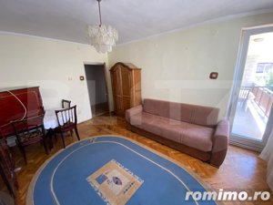 Apartament 3 camere, decomandat, zona Centru - imagine 2