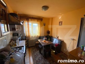 Apartament 3 camere, 67mp, zona Cetate - imagine 5