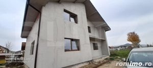 Casă cu 6 camere, 120 mp utili, zona Orizont - Micești