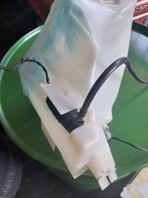 Scule bidonas rezerva BMW - imagine 2