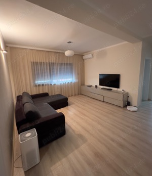 Vând apartament 2 camere și 2 locuri parcare  Dumbrăvița  - imagine 2