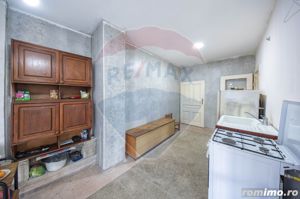 Casa individuală  4 camere de vânzare în zona Schei - imagine 5