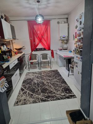 Vând apartament la cheie 3 camere Aninoasa, județ Hunedoara - imagine 2