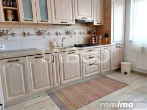 Apartament spatios 3 camere 2 bai etaj 2 balcon loc parcare Selimbar - imagine 11