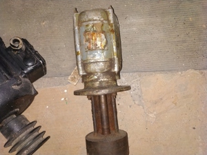 Pompa apa strung freza - imagine 2