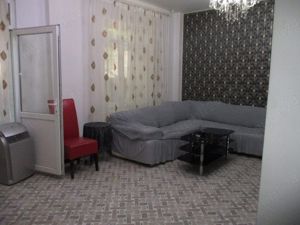 De vanzare apartament 3 camere Galati cartier Centru  - imagine 2