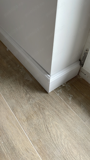 Amenajări interioare  - imagine 9