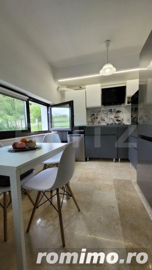 Apartament exclusivist, 2 camere în centrul orasului Săcele, view de milioane!!  - imagine 2