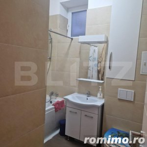 Apartament 3 camere 74 mp - cu 40 mp curte- senzational zona Centru  - imagine 8