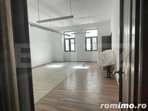 Birouri de închiriat central ,într-o clădire renovată și amenajată cu grijă  - imagine 10