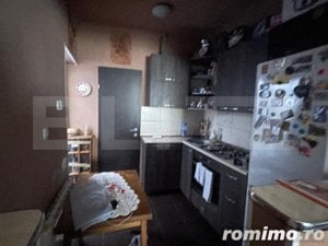 Proprietate cu 3 apartamente de vânzare - imagine 3