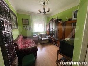 Proprietate cu 3 apartamente de vânzare - imagine 7