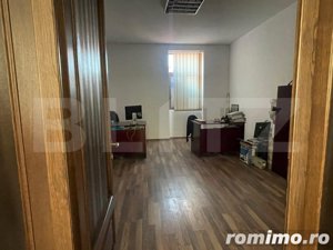 Birouri de închiriat central ,într-o clădire renovată și amenajată cu grijă  - imagine 2