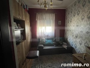 Proprietate cu 3 apartamente de vânzare - imagine 2