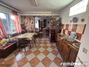 Casa cu 3 camere, 700mp, zona Episcopia Bihorului  - imagine 3