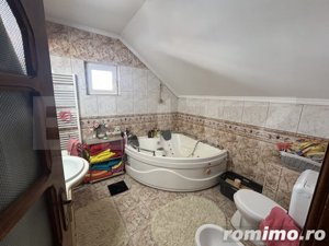 Casă ultracentrală 4 camere în Oradea - imagine 10