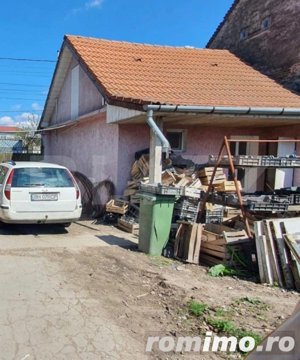 Casă demolabilă cu teren de 1809 mp, Episcopia - imagine 2