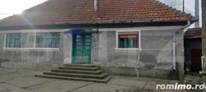 Casa de vanzare la 33 de km distanta de Oradea, amplasata pe un teren de 3000 mp - imagine 3