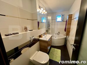 Apartament de 3 camere , zona centrala - imagine 20