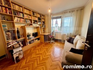 Apartament de 3 camere , zona centrala - imagine 15