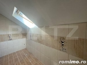 Casă de vânzare 5 camere, cu o suprafață 250 mp, zonă liniștită - imagine 7