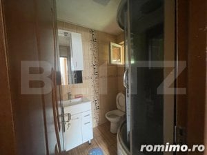 Casă de vânzare 5 camere, cu o suprafață 250 mp, zonă liniștită - imagine 3