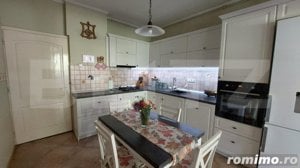 Casa situată in zona centrala, 3 camere 157 mp utili si 863 mp total - imagine 2