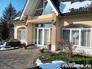 Casa cu 5 camere, 386 mp, Sangeorgiu de Mures, zona Apollo Spa - imagine 3